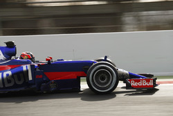 Даниил Квят, Scuderia Toro Rosso STR12
