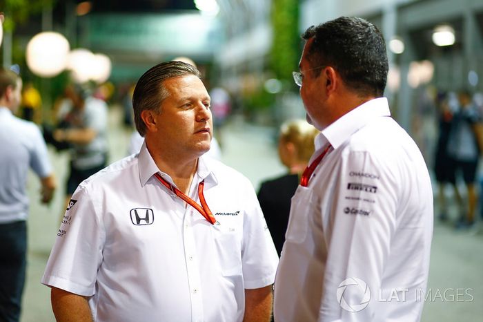 Zak Brown Executive Director McLaren Technology Group, Eric Boullier, Director del Racing, McLaren