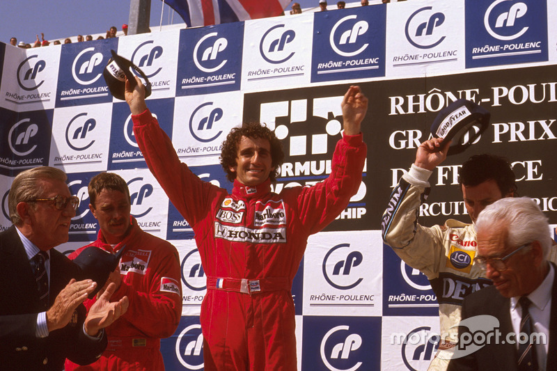 Podium: winner Alain Prost, McLaren Honda, second place Nigel Mansell, Ferrari, third place Riccardo Patrese, Williams Renault, FIA President Jean-Marie Balestre