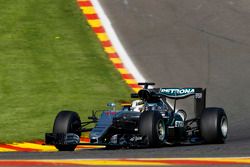 Lewis Hamilton, Mercedes AMG F1 W07 Hybrid