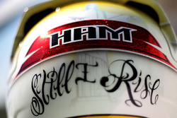 Helm von Lewis Hamilton, Mercedes AMG F1 Team