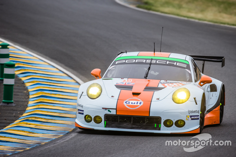 #86 Gulf Racing UK - LMGTE Am