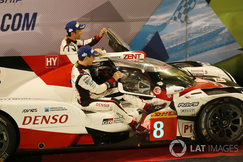 Race winners #8 Toyota Gazoo Racing Toyota TS050-Hybrid: Sebastien Buemi, Anthony Davidson, Kazuki Nakajima 