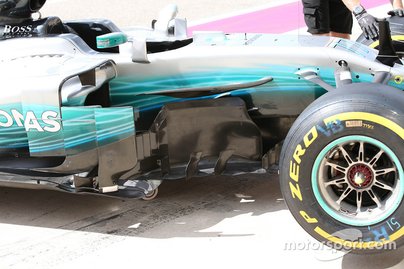 Bargeboard Mercedes AMG F1