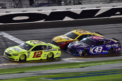 Ryan Blaney, Team Penske Ford Fusion, Darrell Wallace Jr., Richard Petty Motorsports Ford Fusion, and Joey Logano, Team Penske Ford Fusion