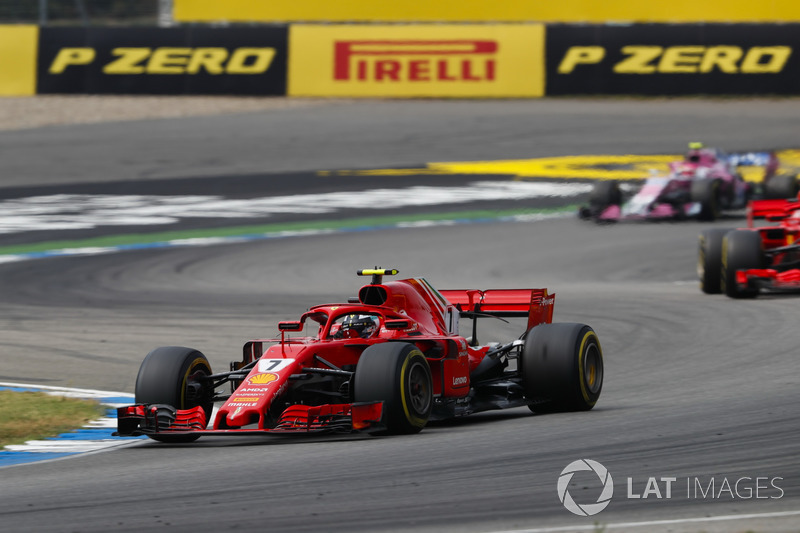 Raikkonen melaporkan masalah pada ban kiri-belakang