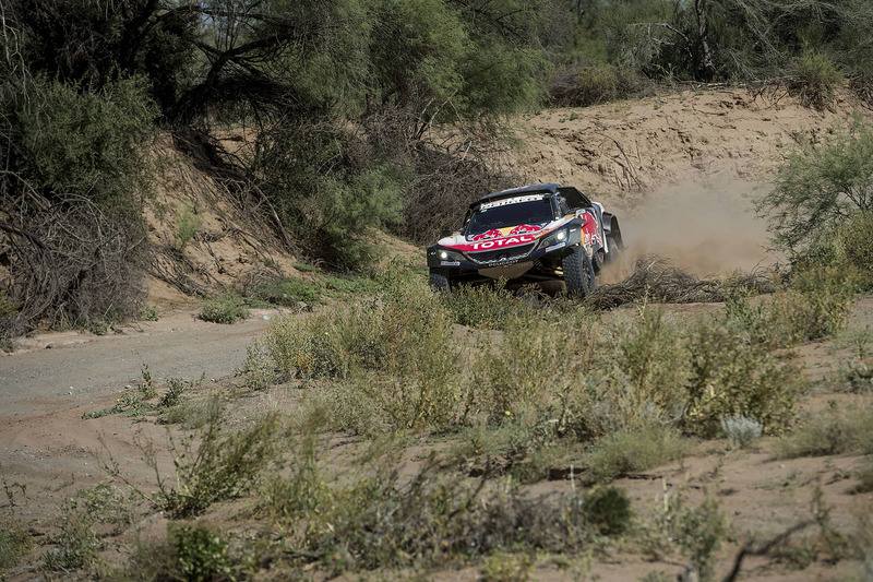 #303 Peugeot Sport Peugeot 3008 DKR: Carlos Sainz, Lucas Cruz