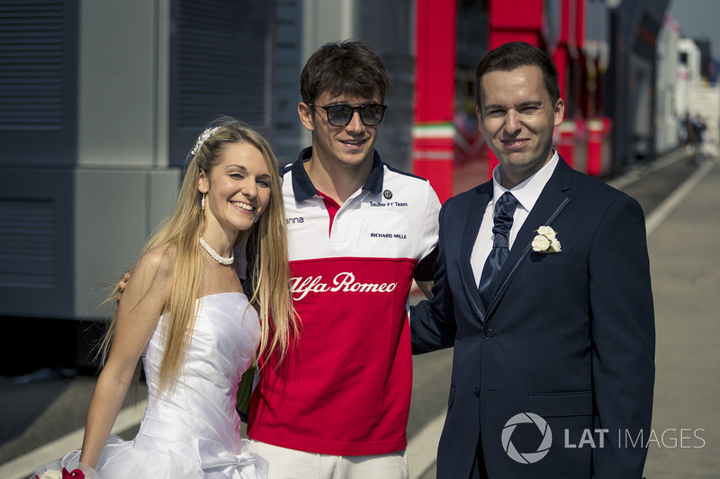 Charles Leclerc, Sauber with Bride and Groom