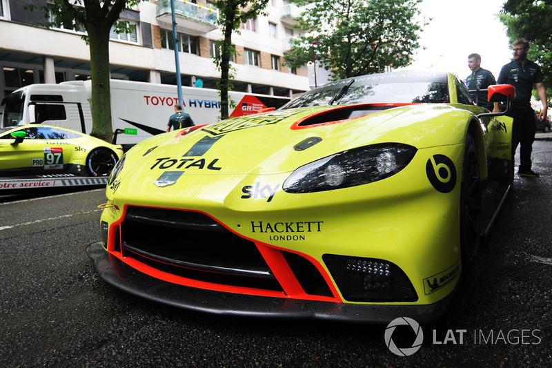 #95 Aston Martin Racing Aston Martin Vantage AMR