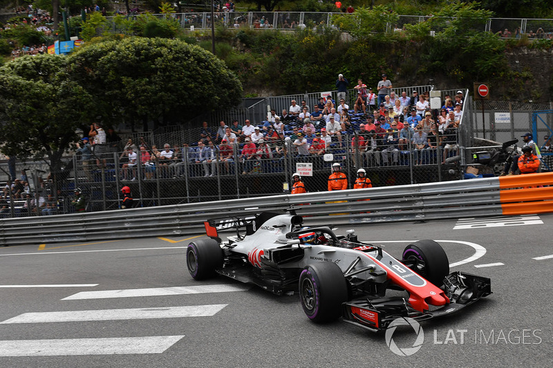 18. Romain Grosjean, Haas F1 Team VF-18
