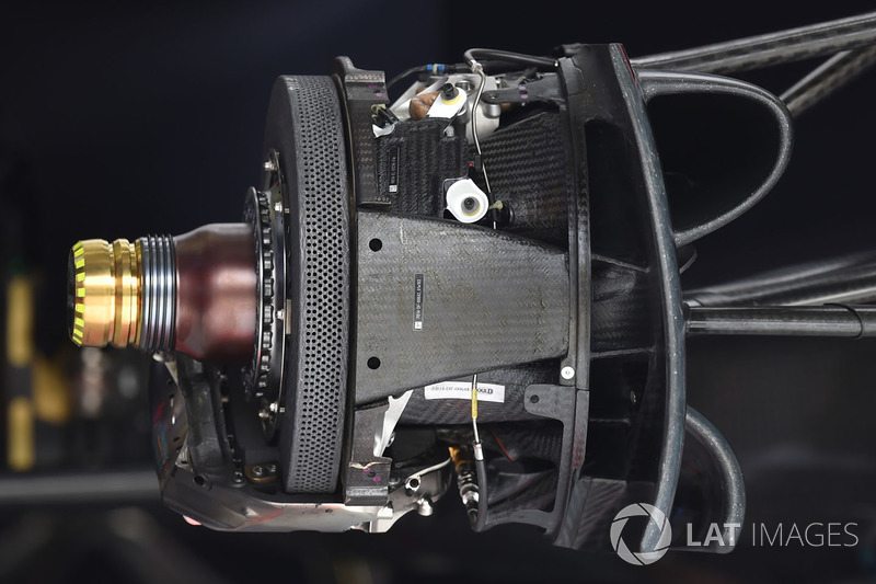Moyeu de roue avant de la Red Bull Racing RB14