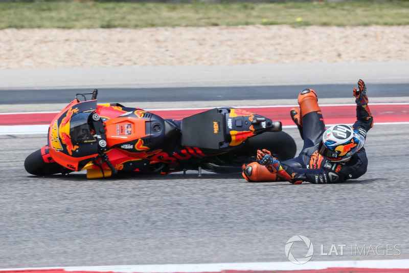 Аварія Пола Еспаргаро, Red Bull KTM Factory Racing