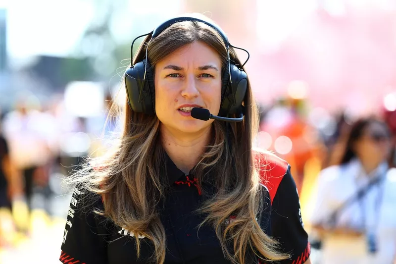 Laura Mueller, ingénieure de course chez Haas