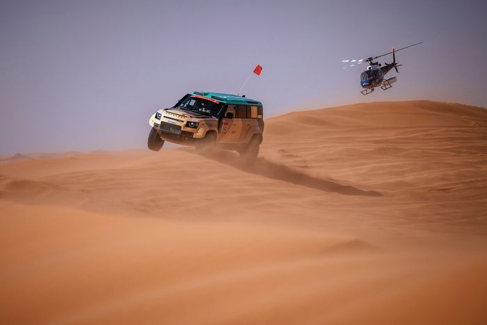 #502 ディフェンダー・ラリー・ディフェンダー：ロカス・バチウスカ、オリオル・ビダル