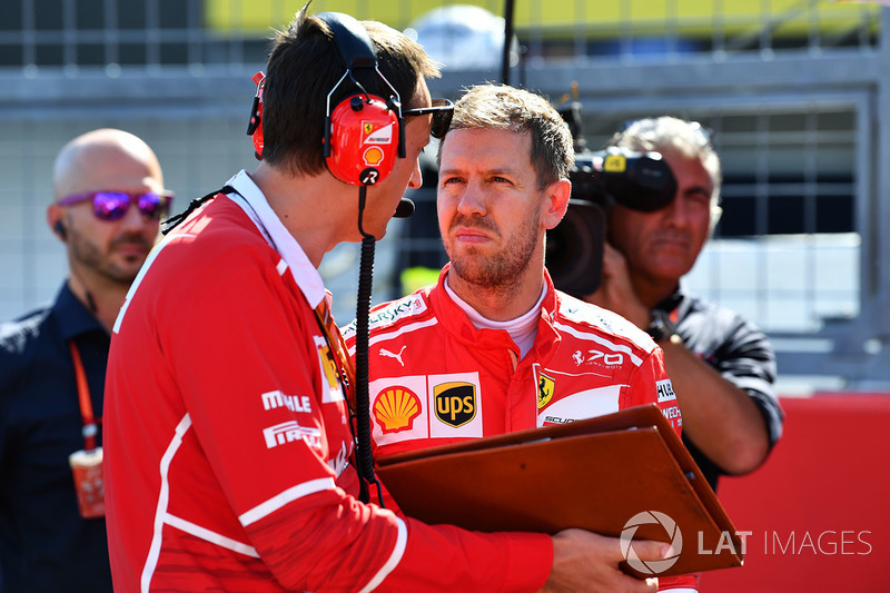 Sebastian Vettel, Ferrari and Riccardo Adami, Ferrari Race Engineer