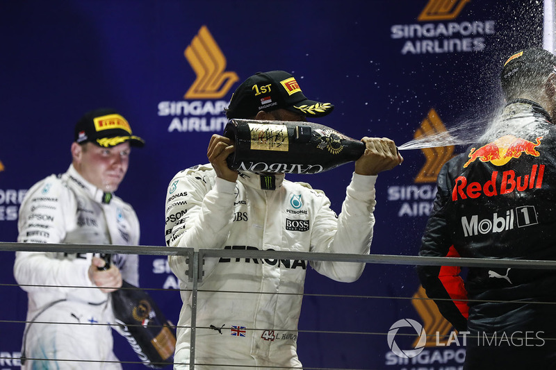 Podium: race winner Lewis Hamilton, Mercedes AMG F1, second place Daniel Ricciardo, Red Bull Racing, third place Valtteri Bottas, Mercedes AMG F1