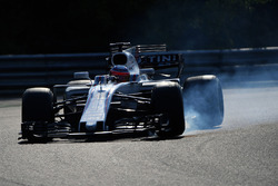 Luca Ghiotto, Williams FW40 locks up
