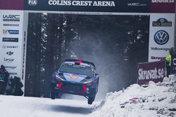 Тьєррі Ньовілль/Ніколя Жільсуль, Hyundai i20 WRC, Hyundai Motorsport