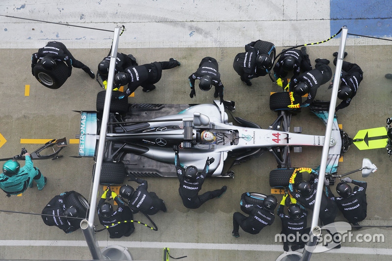 Льюис Хэмилтон, Mercedes AMG F1 W08