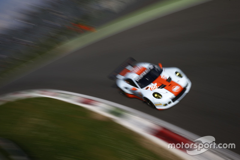#86 Gulf Racing Porsche 911 RSR: Майкл Вейнрайт, Бен Баркер, Нік Фостер