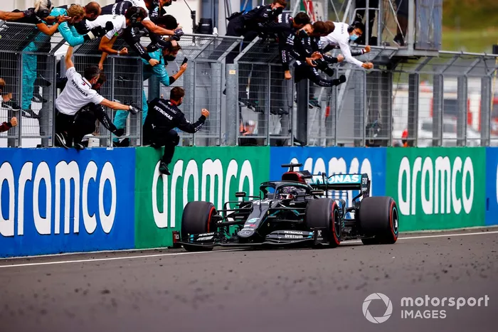 Ganador Lewis Hamilton, Mercedes-AMG F1 W11