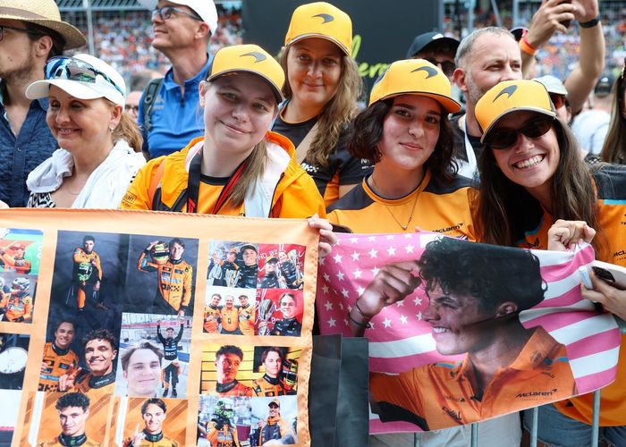 Lando Norris, McLaren, Oscar Piastri, McLaren