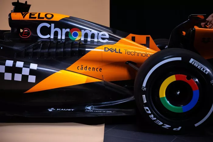 Dettaglio McLaren MCL38