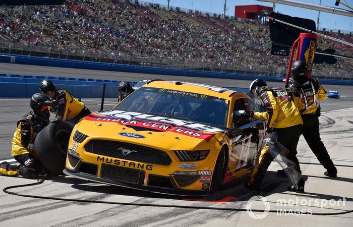 Clint Bowyer, Stewart-Haas Racing, Ford Mustang Rush Truck Centers/Haas Automation