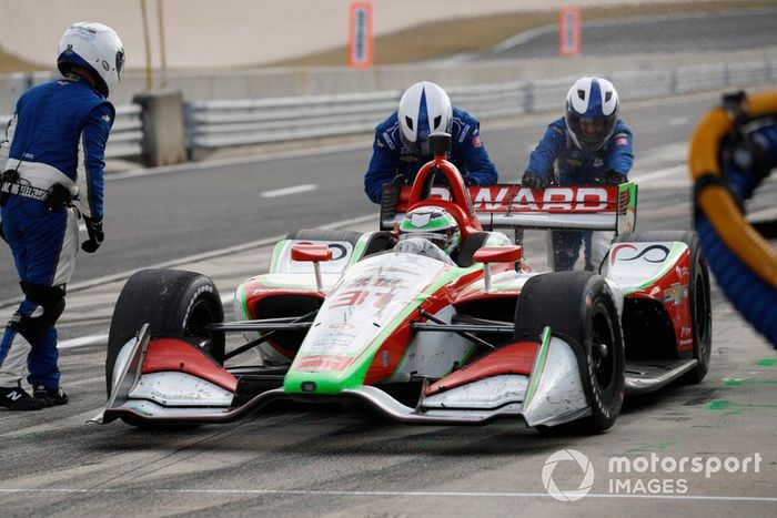 Patricio O'Ward, Carlin Chevrolet, pit stop