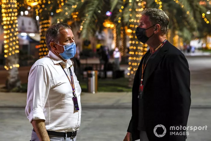 Martin Brundle, Sky TV, con il presentatore David Coulthard