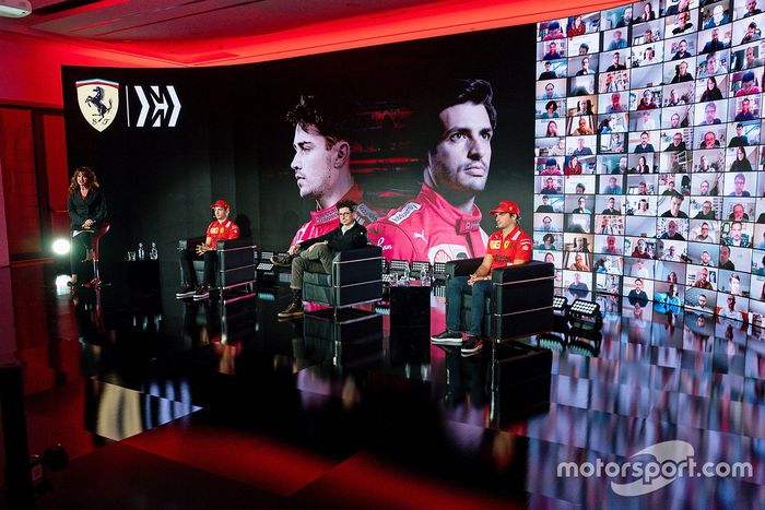 Mattia Binotto, Team Principal Ferrari con Charles Leclerc y Carlos Sainz Jr., Ferrari