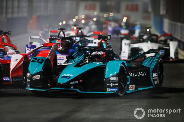 Mitch Evans, Panasonic Jaguar Racing, Jaguar I-Type 5, Maximilian Gunther, BMW I Andretti Motorsports, BMW iFE.21