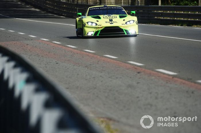 #97 Aston Martin Racing Aston Martin Vantage AMR: Alex Lynn, Maxime Martin, Jonathan Adams, Russ Gunn