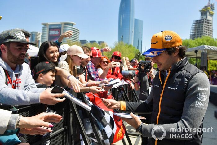 Carlos Sainz Jr., McLaren