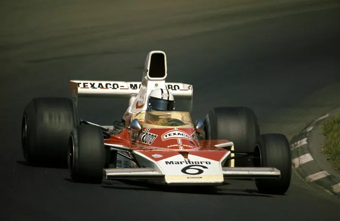 McLaren M23 Ford Cosworth- 16 victorias
