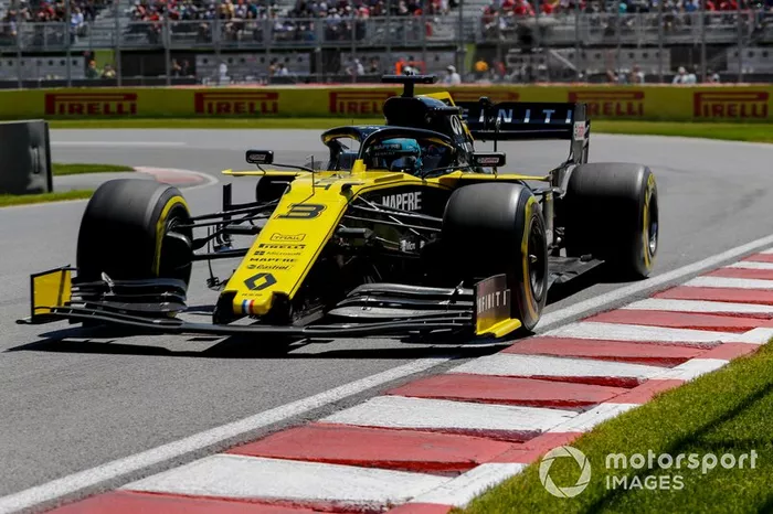 Daniel Ricciardo, Renault F1 Team R.S.19