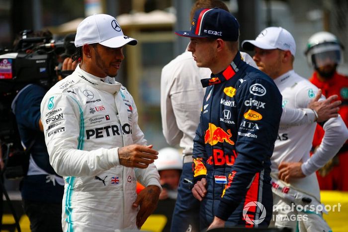 Ganador de la pole Lewis Hamilton, Mercedes AMG F1