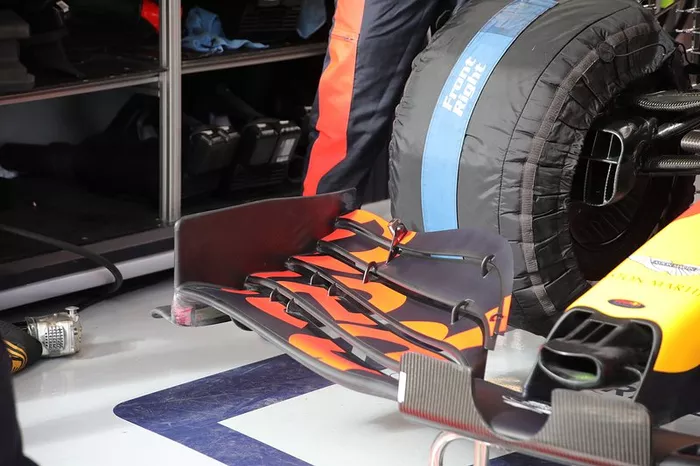 Alerón delantero del Red Bull Racing RB16