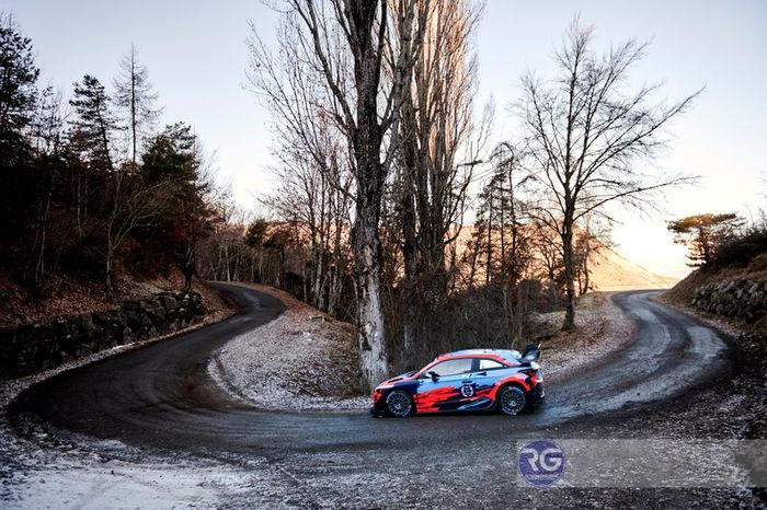 Sebastien Loeb, Daniel Elena, Hyundai i20 Coupe WRC