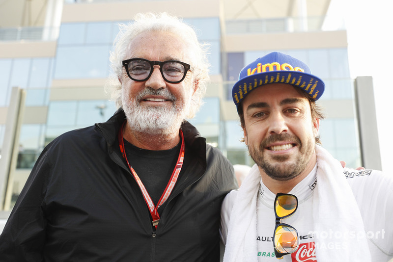 Fernando Alonso, McLaren, met Flavio Briatore 