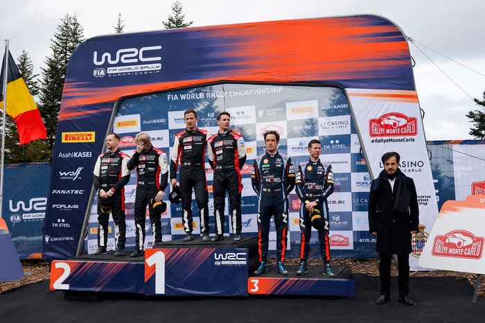 Podio: ganadores Sébastien Ogier, Vincent Landais, Toyota Gazoo Racing WRT Toyota GR Yaris Rally1, segundo puesto Kalle Rovanperä, Jonne Halttunen, Toyota Gazoo Racing WRT Toyota GR Yaris Rally1, tercer puesto Kalle Rovanperä, Jonne Halttunen, Toyota Gazoo Racing WRT Toyota GR Yaris Rally1.