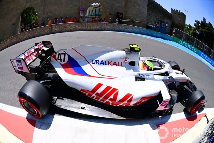 Mick Schumacher, Haas VF-21