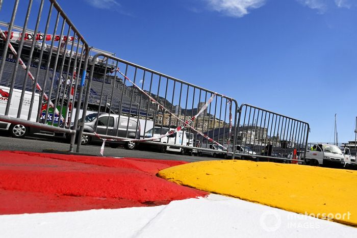 Instalación de pianos en Mónaco