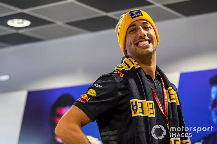 Daniel Ricciardo, Red Bull Racing supports The West Coast Eagles in the AFL Final