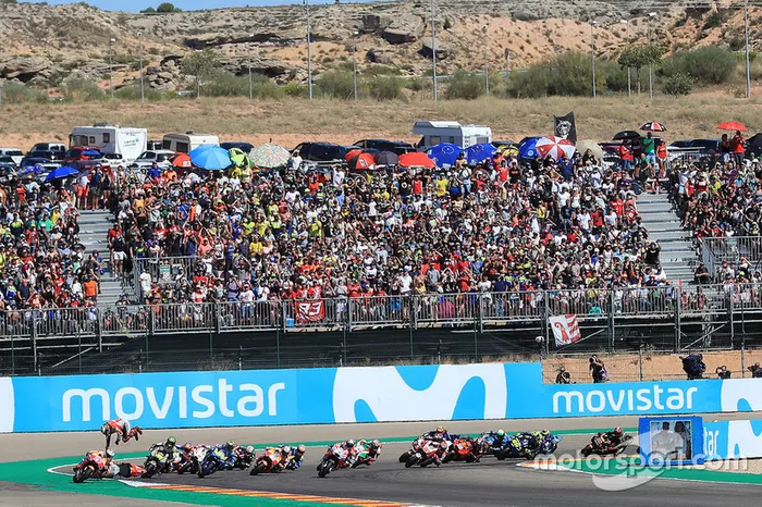 Jorge Lorenzo, Ducati Team se cae al inicio de la carrera