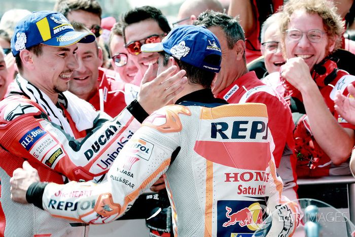 Ganador, Jorge Lorenzo, Ducati Team, segundo, Marc Marquez, Repsol Honda Team