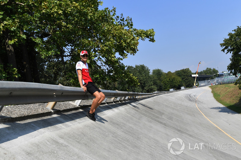 Marcus Ericsson, Alfa Romeo Sauber F1 Team on the Monza banking