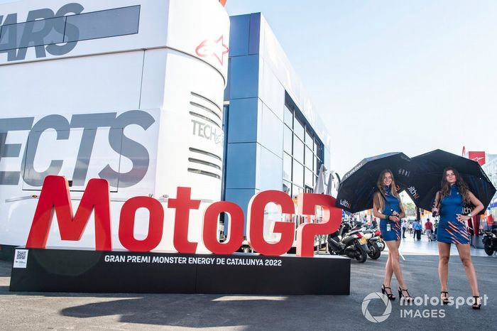 Chicas de la parrilla de MotoGP