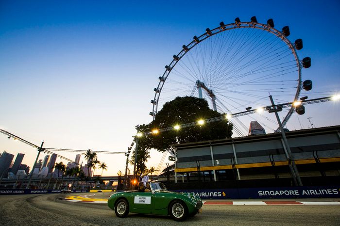 Valtteri Bottas, Williams Martini Racing, en el desfile de pilotos