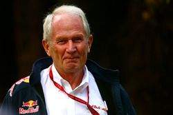 El Dr. Helmut Marko, Red Bull Racing equipo consultor